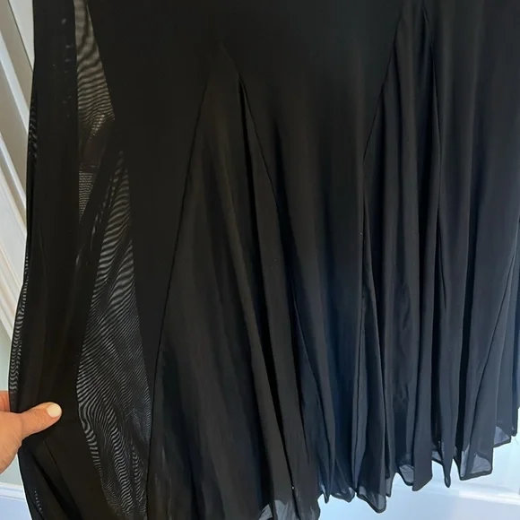 Formal, worn as Mother of the Bride long, black, dress with small train. Sz 14 - Picture 5 of 9